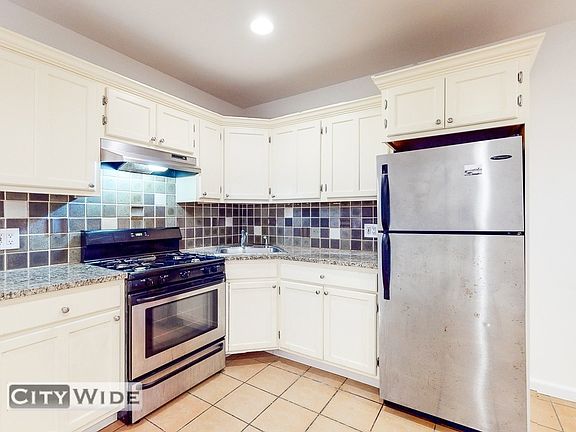 5th image of 1099 2nd Ave APT 2