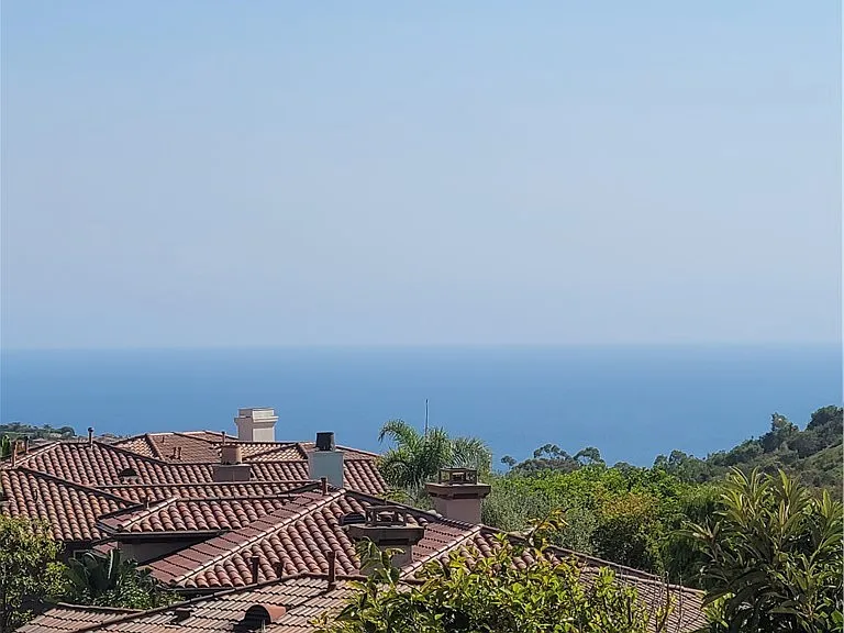 6 Sable Sands — Photo 1