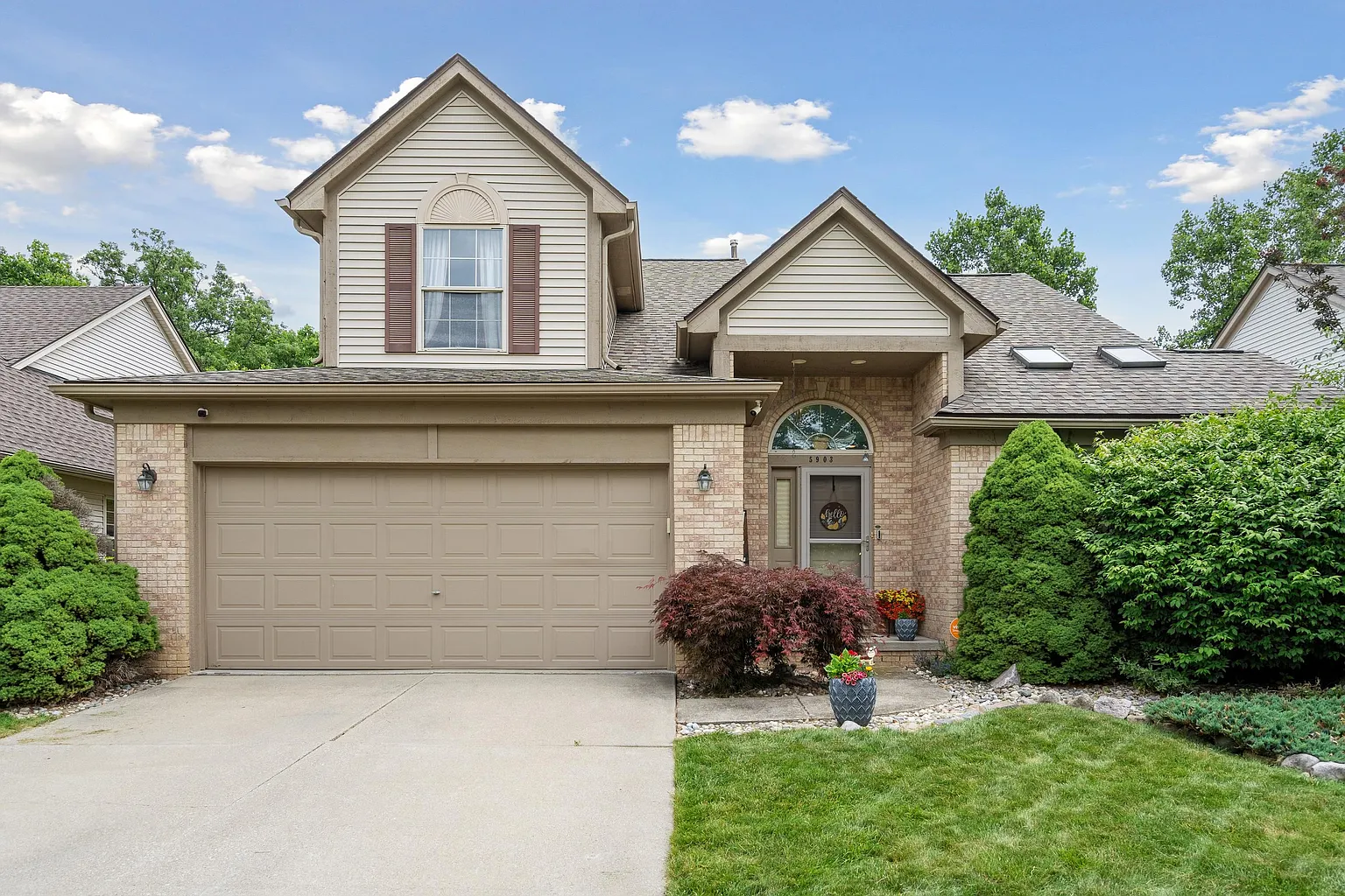 5903 Cary Dr photo 1