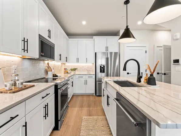 822 42nd Ave N Lot N-209, Nashville, TN 37209