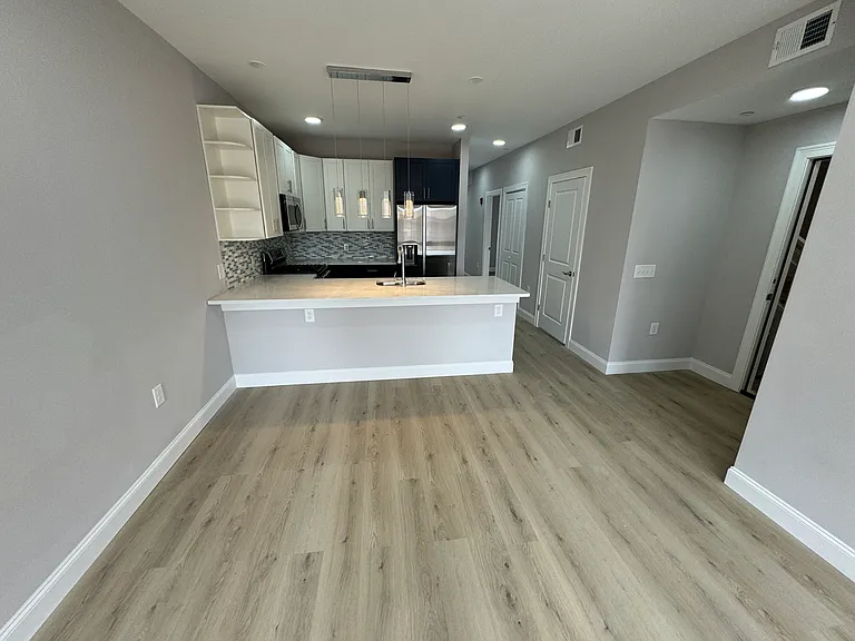 342 Communipaw Ave #1 — Photo 4