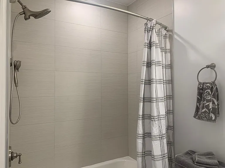 152 Main St #203 — Photo 18