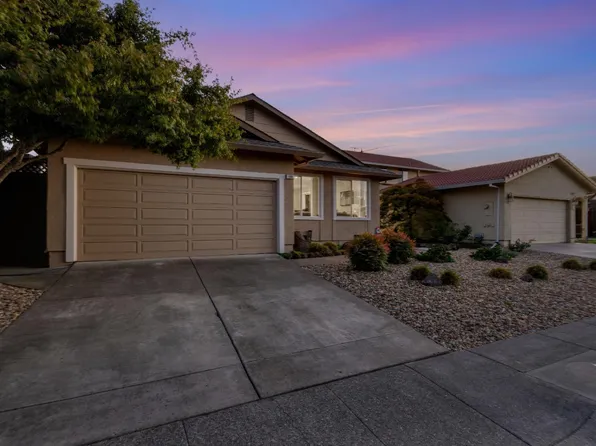 156 Banff Way, Petaluma, CA 94954