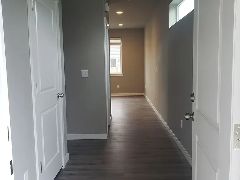 203 Susan St #A & B — Photo 2