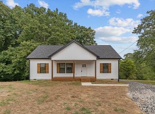 3119 Country Side Dr, Centerville, TN 37033