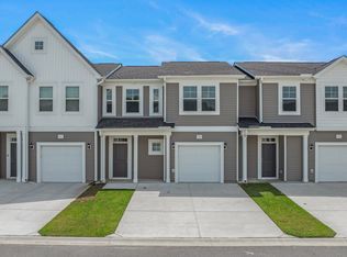 289 Sandridgebury Dr, Little River, SC 29566