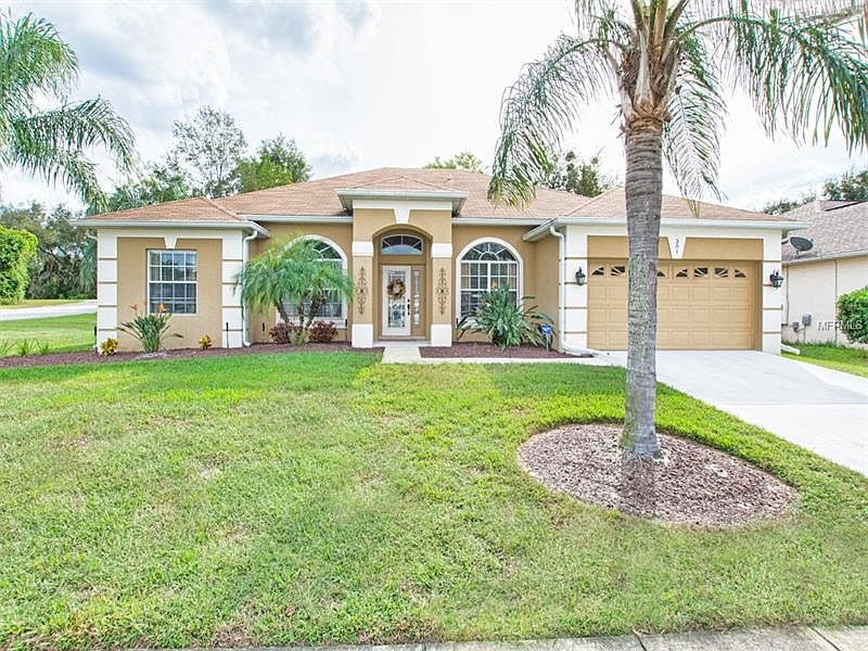 1st image of 301 Oak Springs Dr