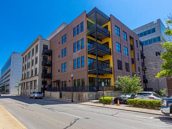 3rd image of 121 N Martin Luther King Blvd Unit 305