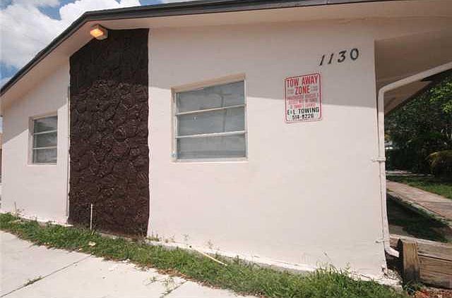 1st image of 1130 N F St APT A