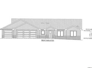 2231 Fawnview Dr, Dubuque, IA 52002