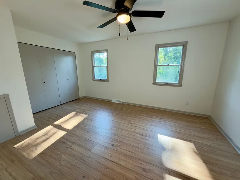 9976 Chamberlin Rd #1372SHARONBROOK — Photo 19