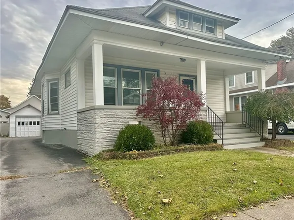 405 Spratt Pl, Utica, NY 13502