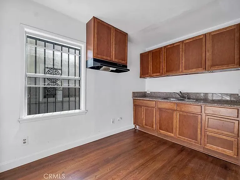 648 W 41st Dr #1/4 — Photo 14