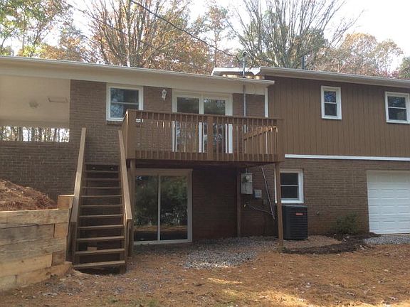 4th image of 2526 Belshire Dr