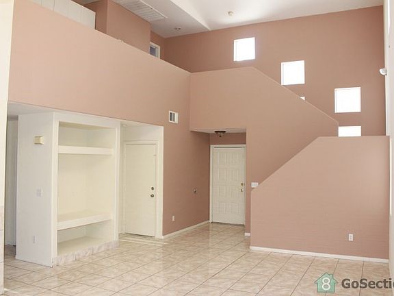 2nd image of 809 Hyattsville St