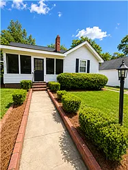 3 bed, 1208 sqft, $1,850 — Photo 2