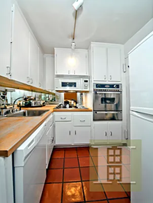 Sold by Halstead Real Estate | media 15