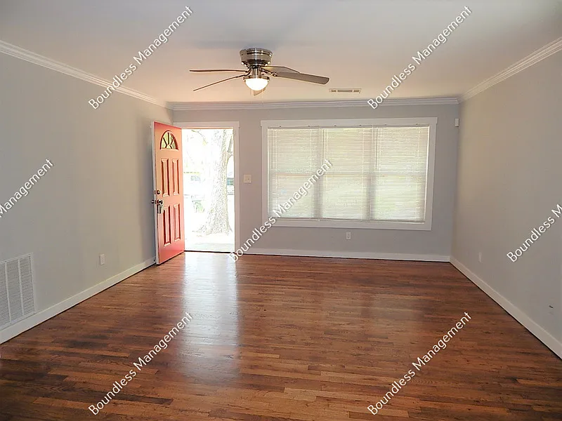 Carver Hills — Photo 2