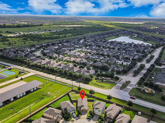 5th image of 5266 Crimson Flagg Ct