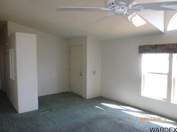 3rd image of 728 Holly St