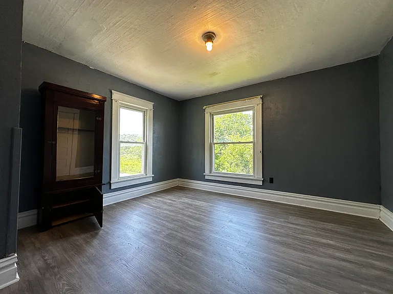 8232 Mercer St #1 — Photo 16