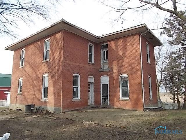 1st image of 7913 Township Road 105
