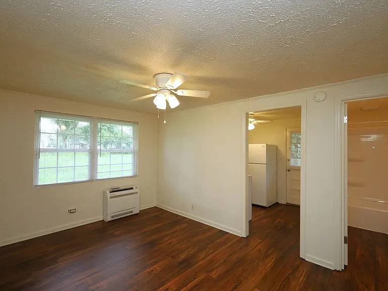 2226B Greenlee St — Photo 3