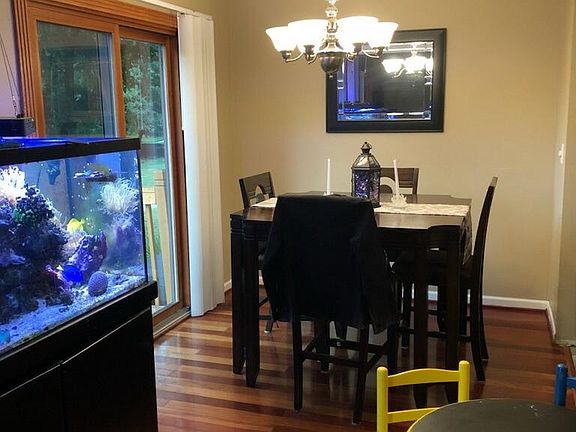 2nd image of 41724 Bedford Dr