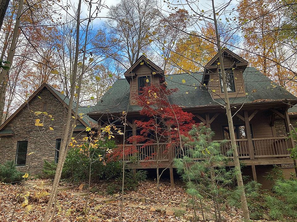 Front view of home
