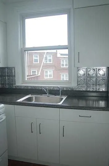 1 bed, 800 sqft, $1,150 — Photo 4
