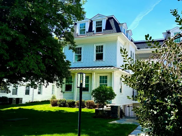 Norwalk Green Living - Morgan Court