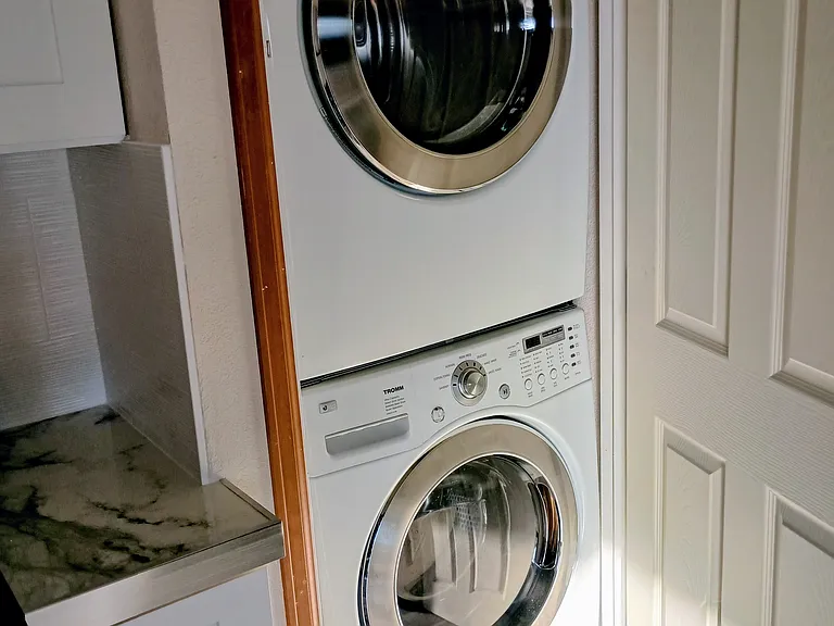 Full Size Washer Dryer