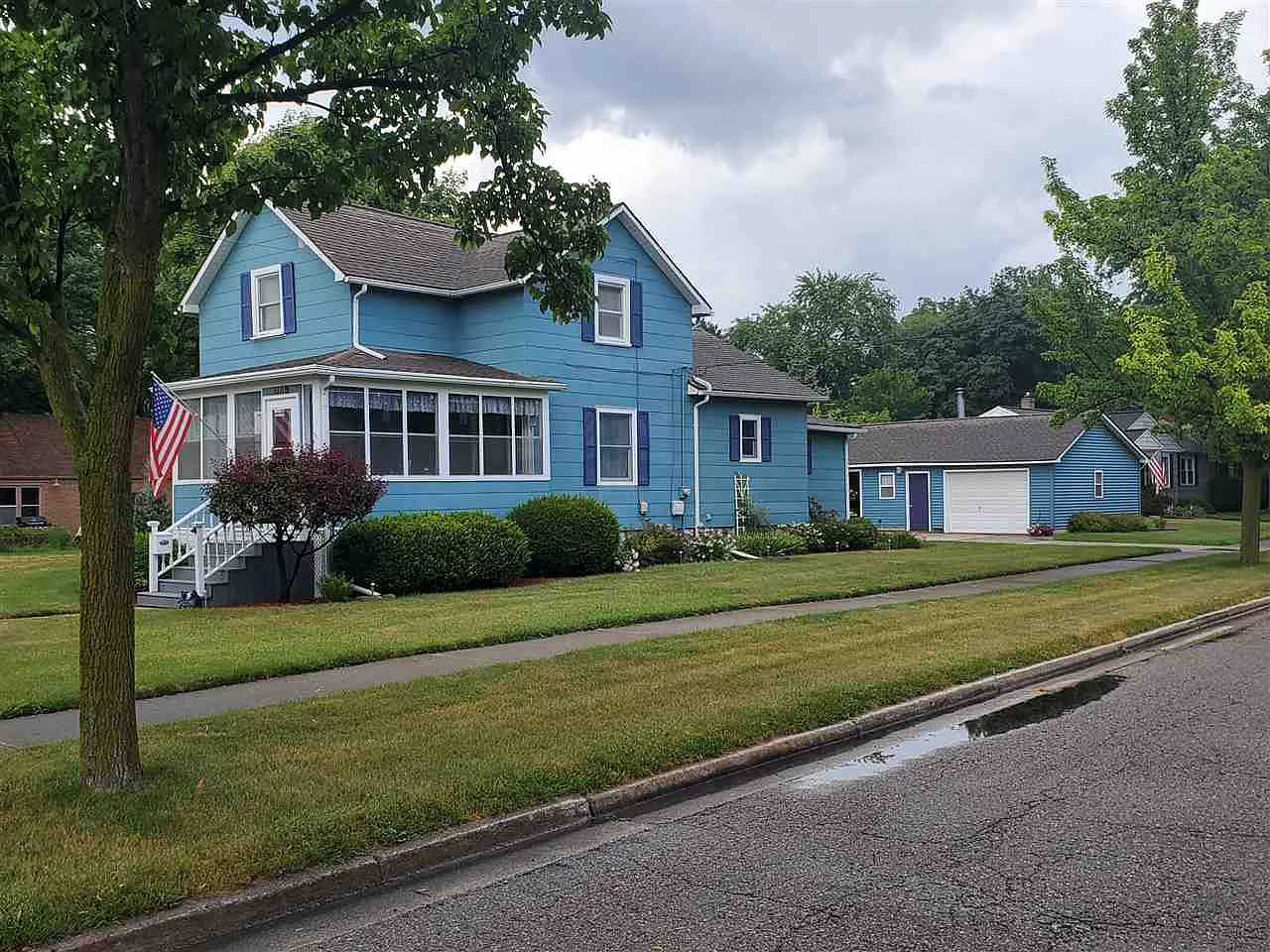 901 Pine St photo 1