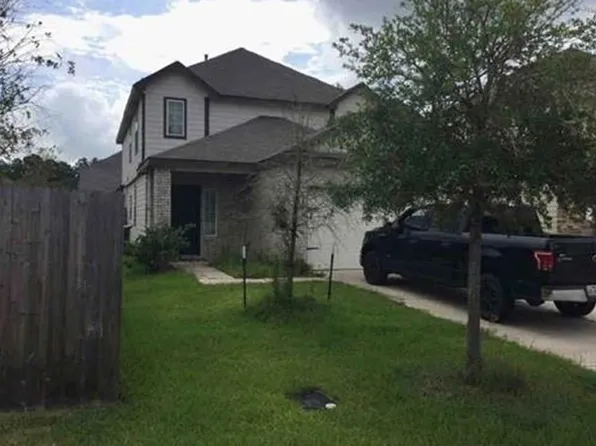 2209 Raider Dr, Conroe, TX 77301