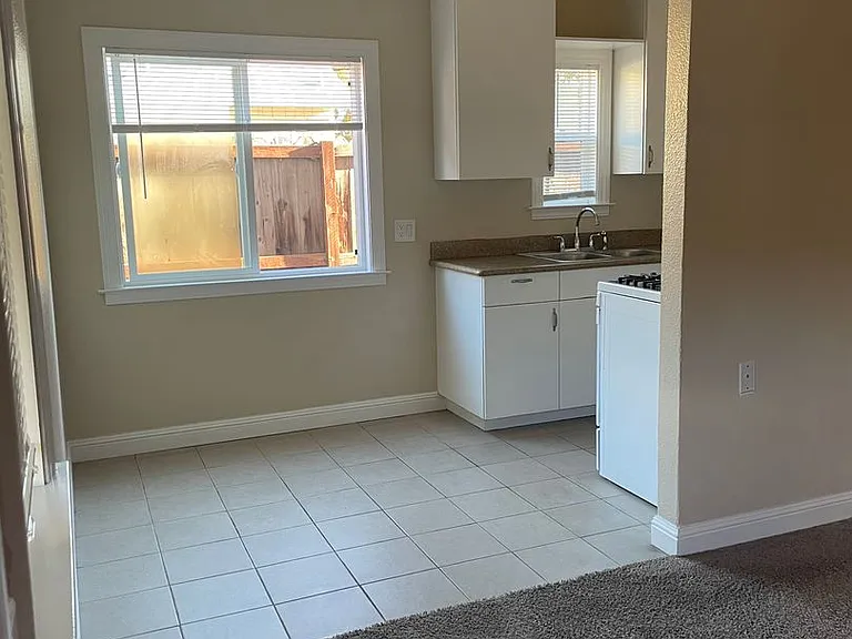 116 Pine St #126 — Photo 4