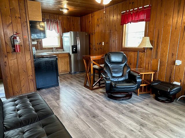 Open concept living (Unit is unfurnished)