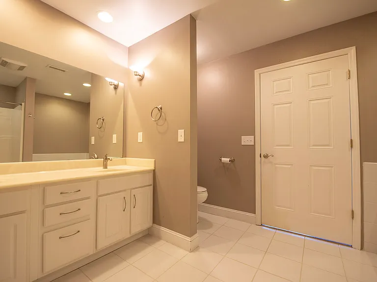 215 S Jefferson Station Pl W #207 — Photo 9