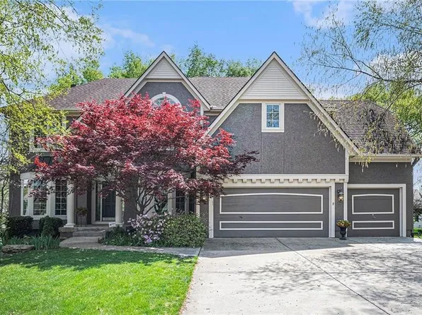 14475 Chadwick St, Leawood, KS 66224