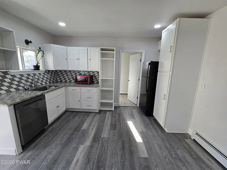 37 Green St — Photo 2