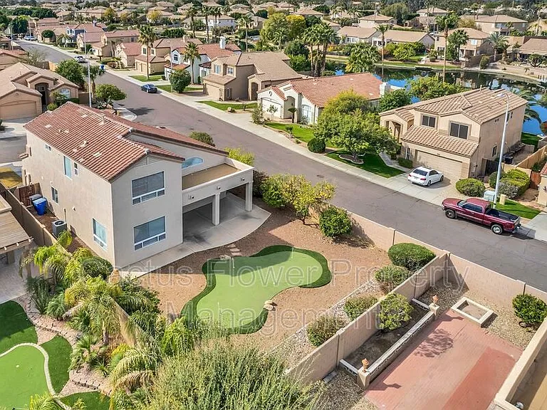 846 W Carob Dr — Photo 46