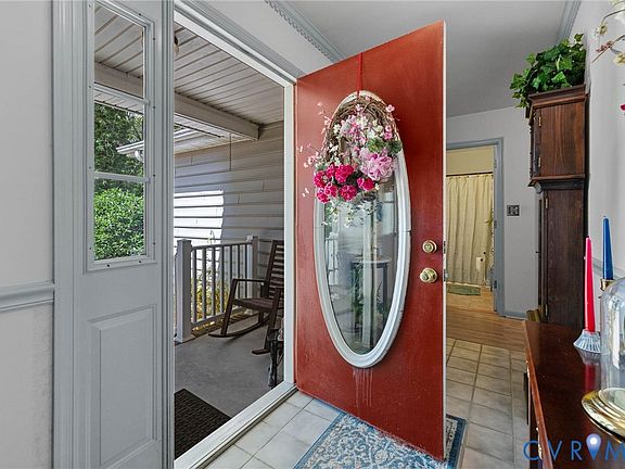 3rd image of 7141 Birchwood Cir