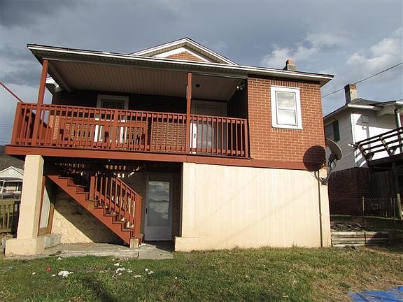 2nd image of 906 N Pocahontas Ave