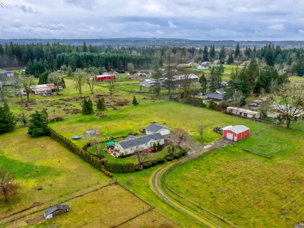 32460 SE Valentine Ln, Eagle Creek, OR 97022