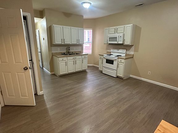 2nd image of 2010 Missouri Ave #2F