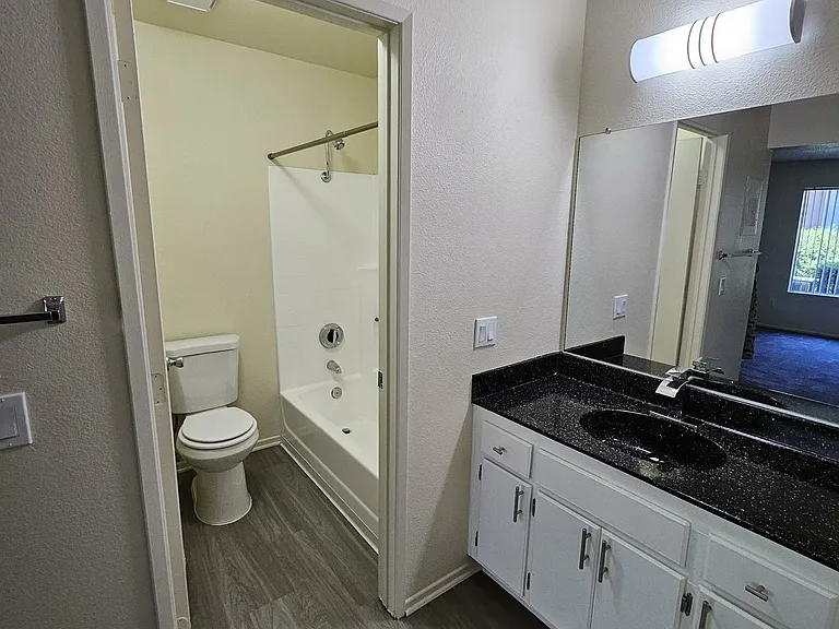 Summerwind Apartments — Photo 48