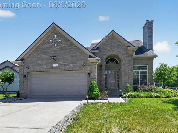 5324 Sequoia Ct, Grand Blanc, MI 48439