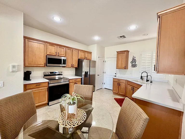 22426 N San Ramon Ct — Photo 5
