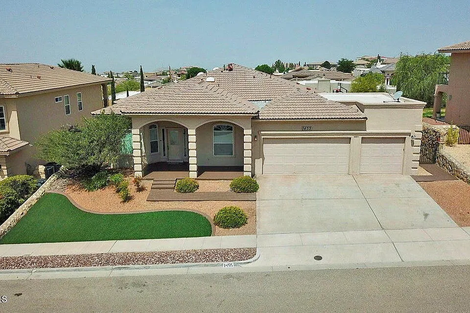 1455 Cherokee Ridge Dr