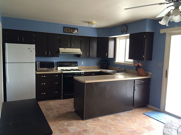 3rd image of 816 Galen Dr