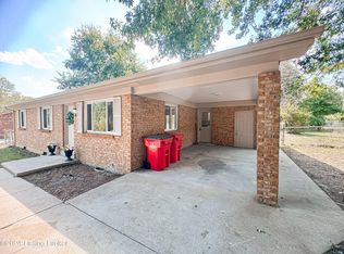 131 Strawberry Ln, Frankfort, KY 40601